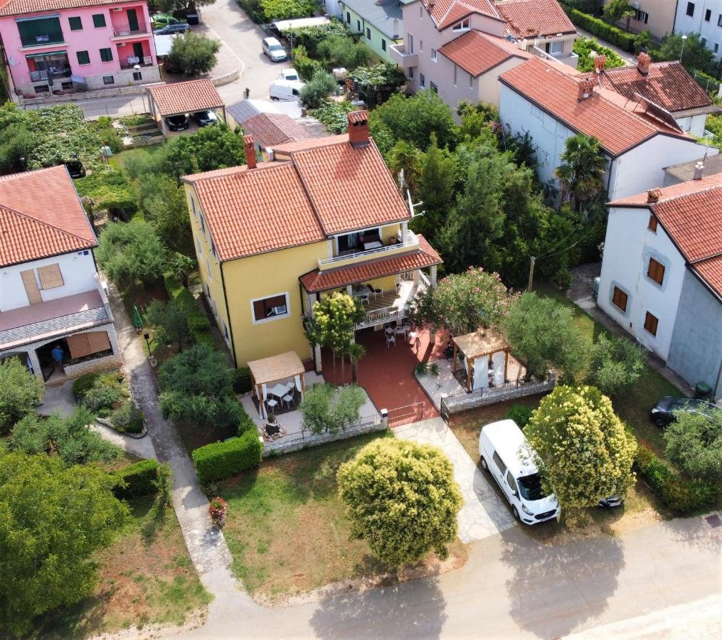 Lina Apartments ウマグ エクステリア 写真