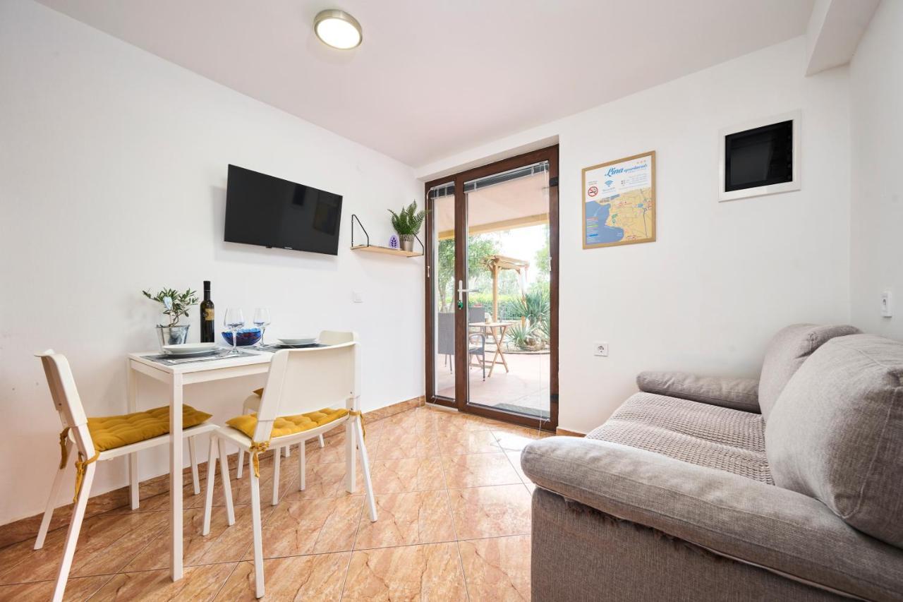 Lina Apartments ウマグ エクステリア 写真